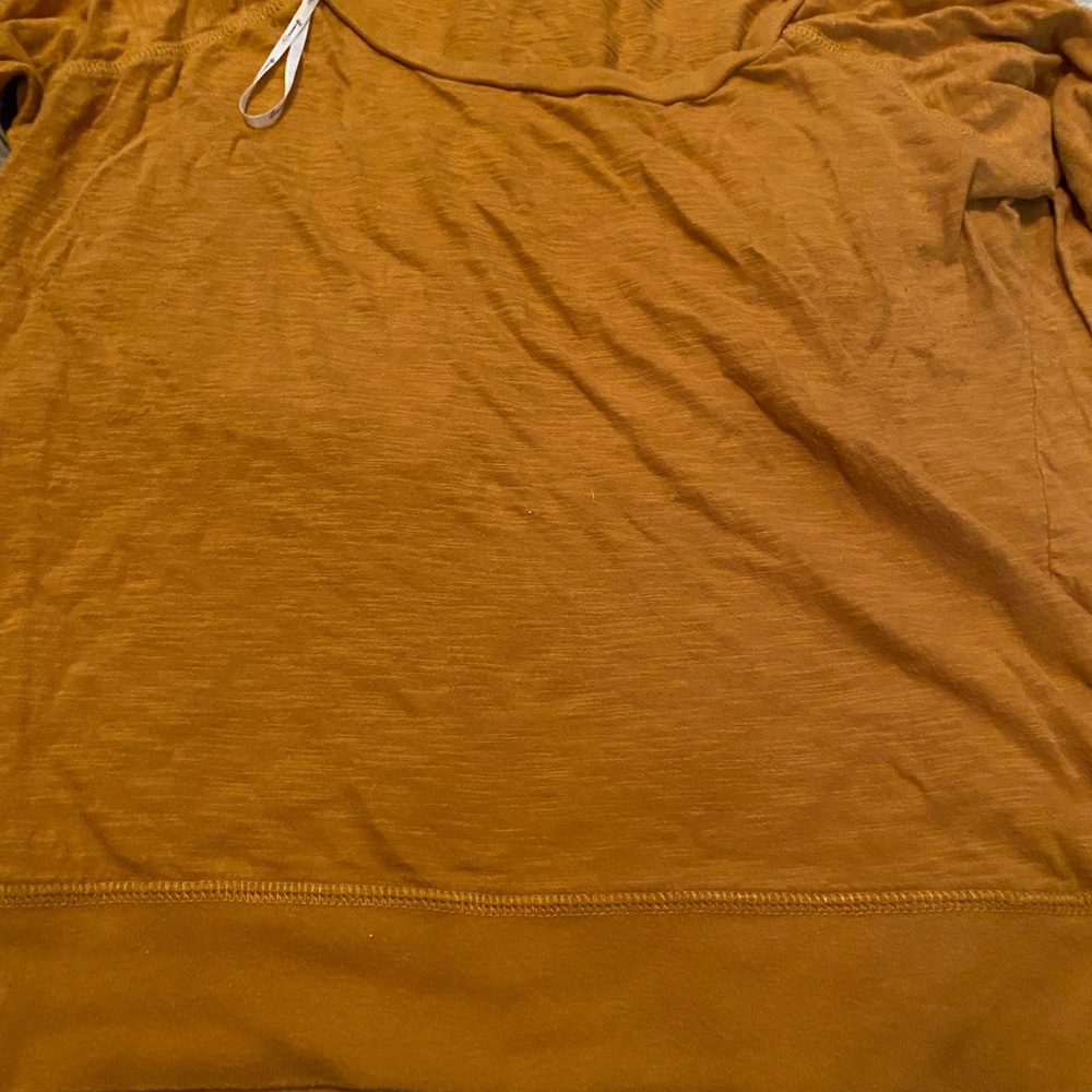 Mustard top - Picture 2 of 4